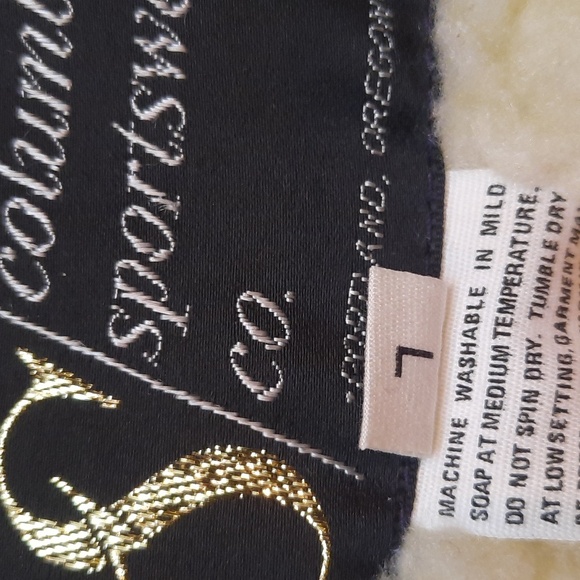 Vintage Columbia Sportswear Co. Sherpa Fleece Lined Vest - Picture 3 of 4